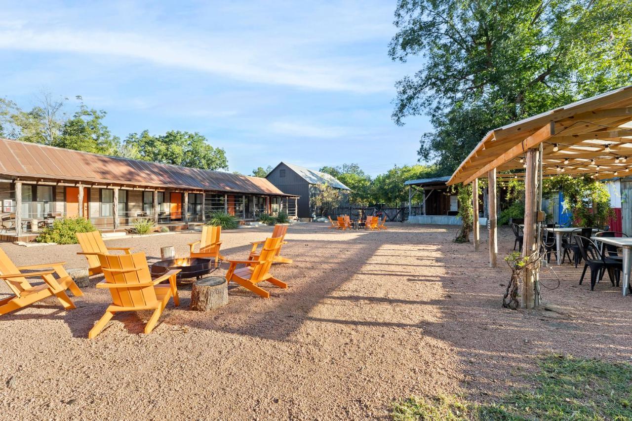 Camp Comfort Luaran gambar